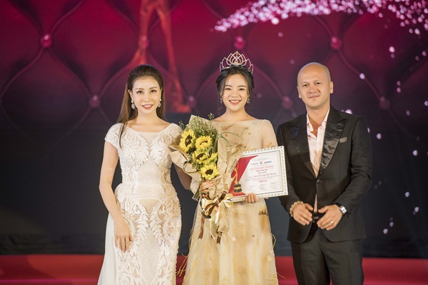 nu-doanhnhansactamtai-stella-chang-tonghoptin24h-1 12